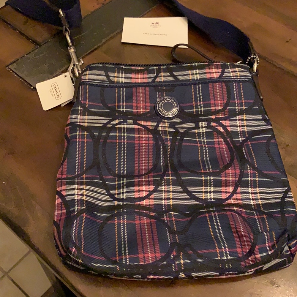 Authentic Coach crossbody